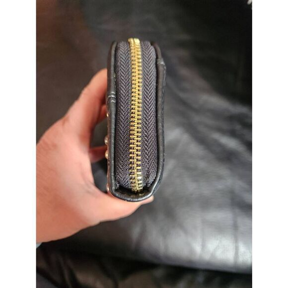 NWOT Juicy Couture star studded wallet Black Faux Leather Zippered Wallet w/ Stu - Picture 9 of 9